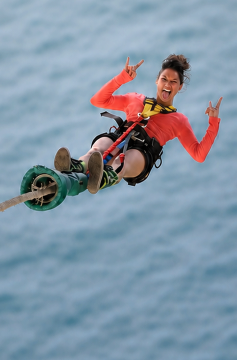 Ocean touch bungy