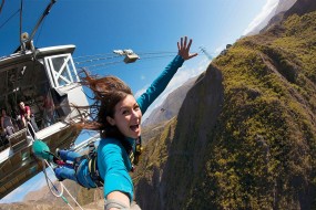 Nevis Bungy 6