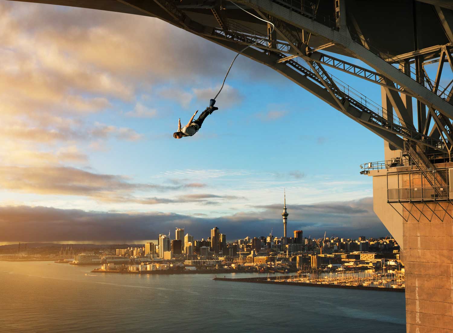Can I get stuck upside down while bungy jumping?