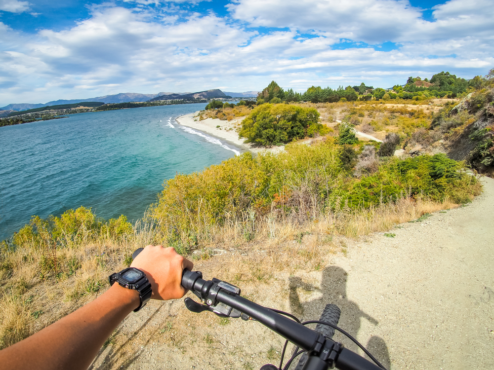 Biking along Lake Wanaka