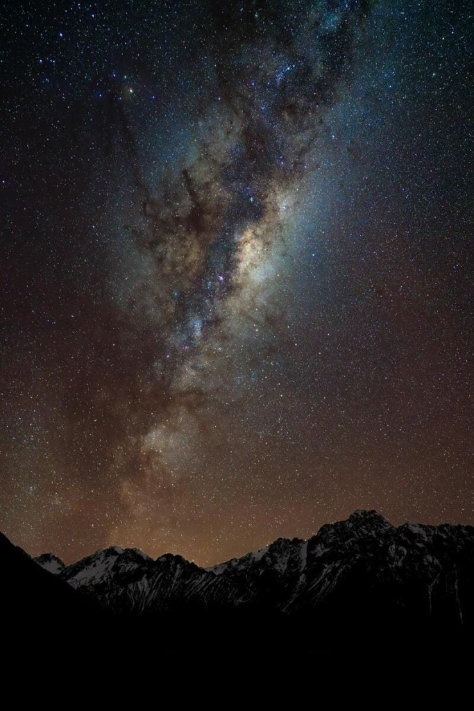 Stargaze at the world-famous Aoraki Mackenzie International Dark Sky Reserve